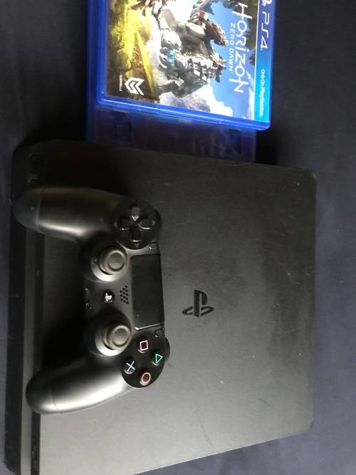 SONY PLAYSTATION 4 SLIM* 1 TB HDD.MODEL  CUH-2016B*WIFI *1 REMOT CONTROL*HDMI*POWER CABLE* 2  GAMES